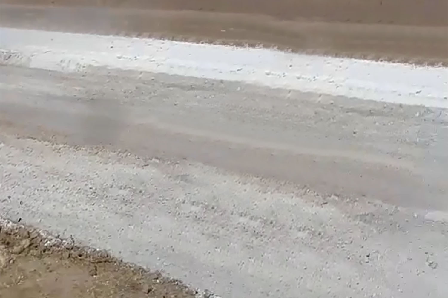 Selargius-stabilizzazione-strada-a-calce-zona-policlinico-duilio-casula-3