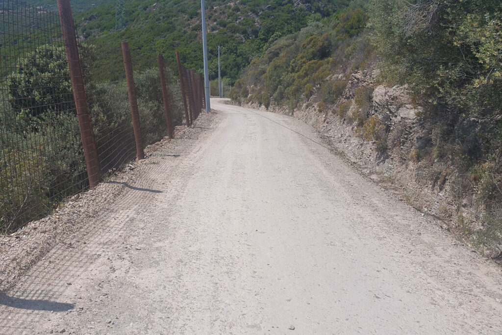 Strada bianca ecologica Sardegna pavimentazione naturale